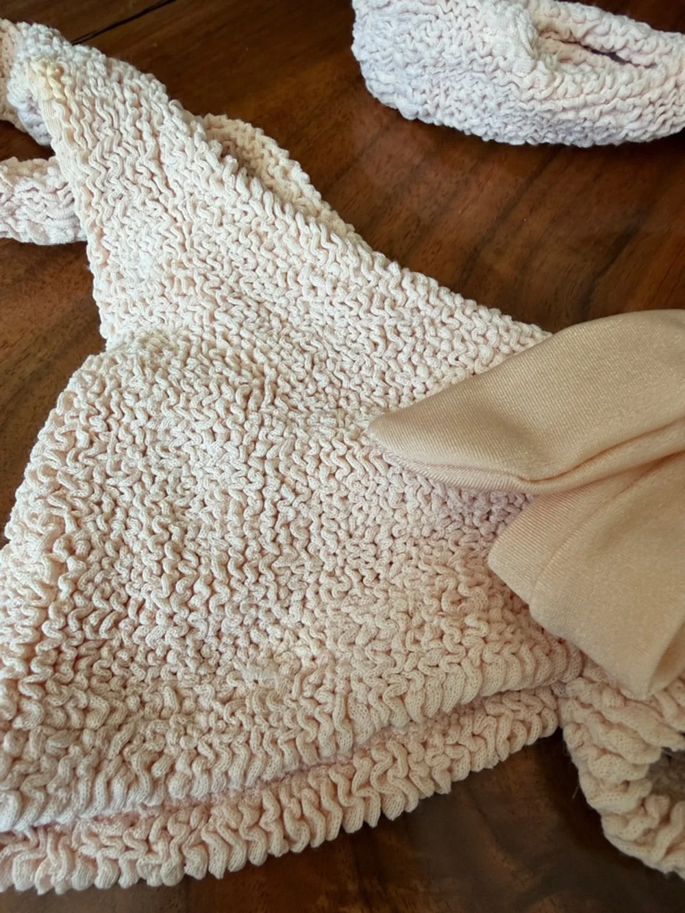 Hunza G Textured Pale Pink Knot-Front Bikini - Picture 10 of 11